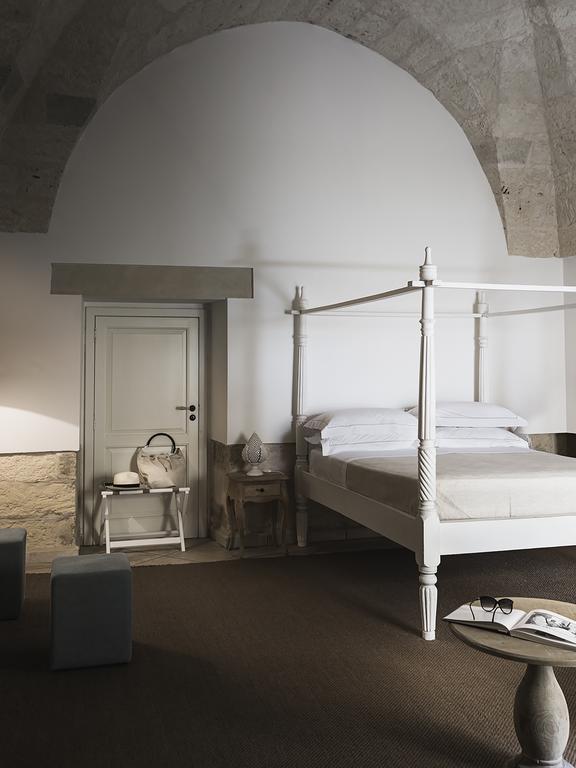 Bed and Breakfast Don Totu - Dimora Storica San Cassiano  Zewnętrze zdjęcie