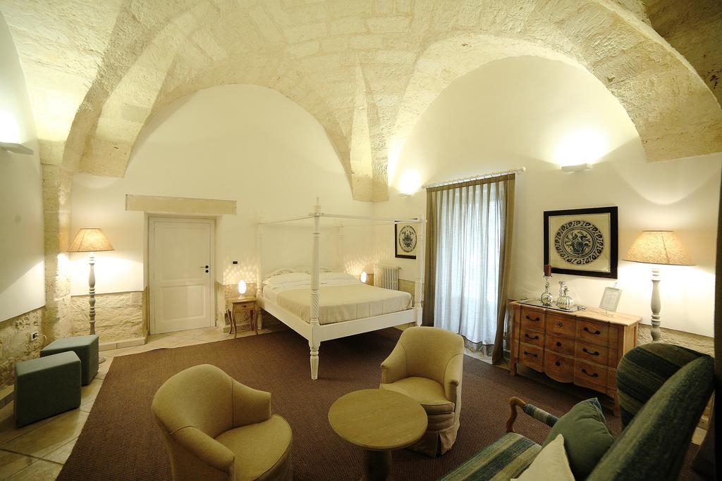 Bed and Breakfast Don Totu - Dimora Storica San Cassiano  Pokój zdjęcie